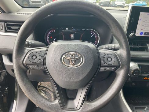 Used 2024 Toyota RAV4 XLE FWD image 18