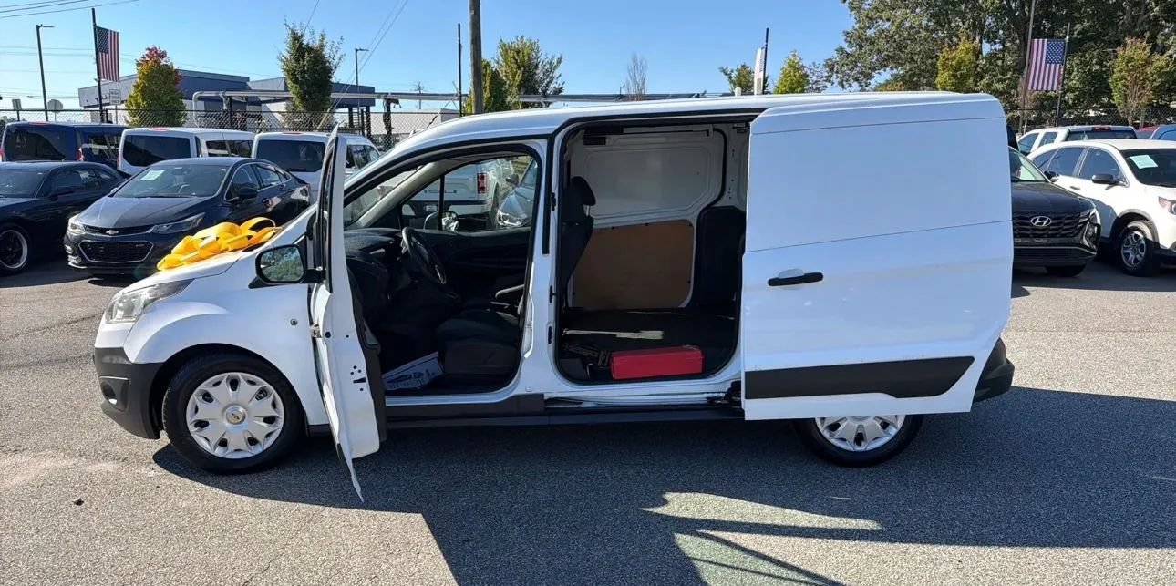 Used 2014 Ford Transit Connect XL FWD image 24