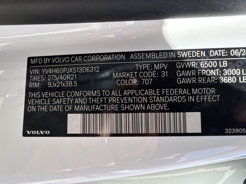 Used 2025 Volvo XC90 T8 Core w/ Protection Package Premier AWD/4WD image 41