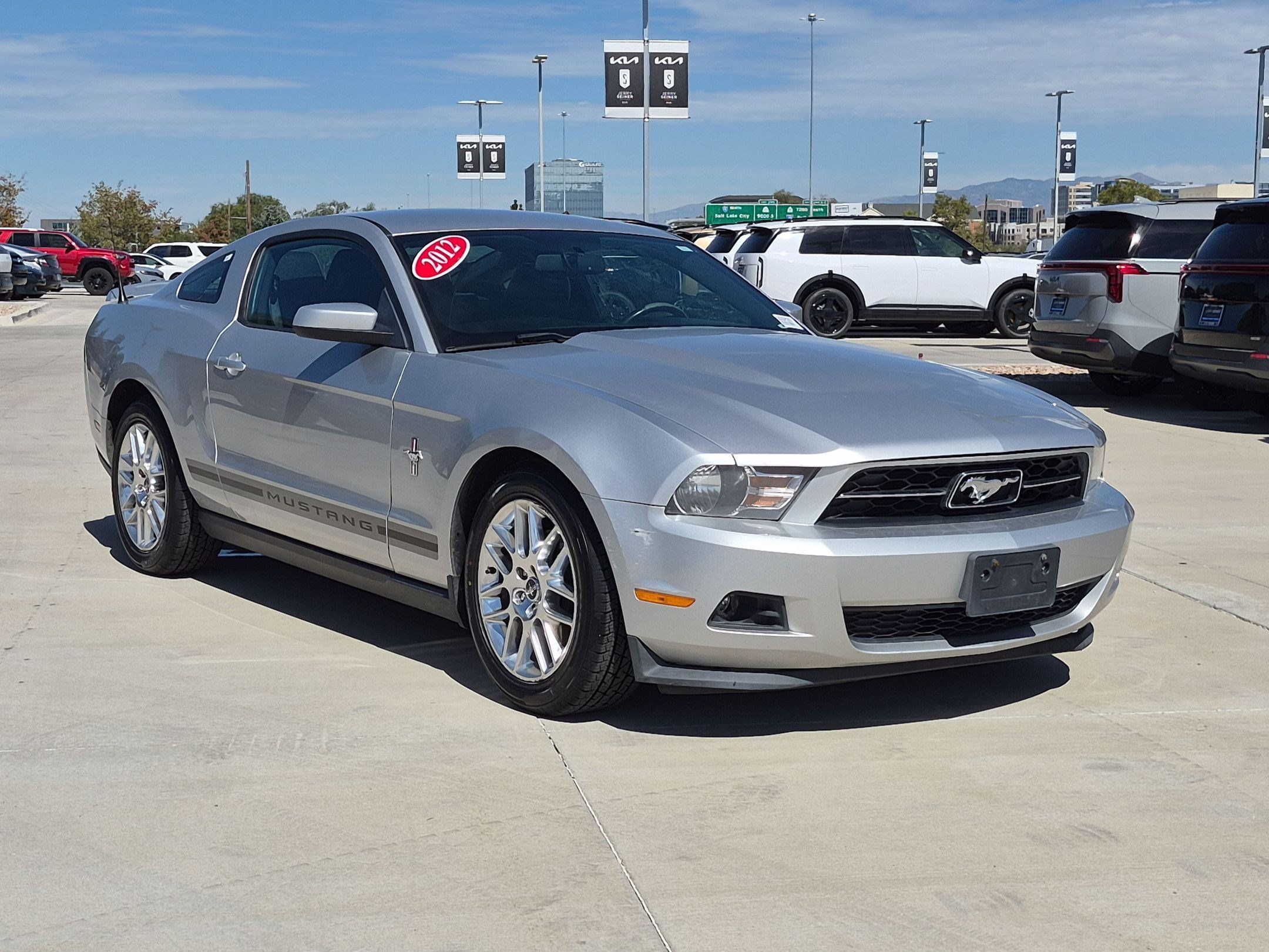 Used 2012 Ford Mustang Premium RWD image 7