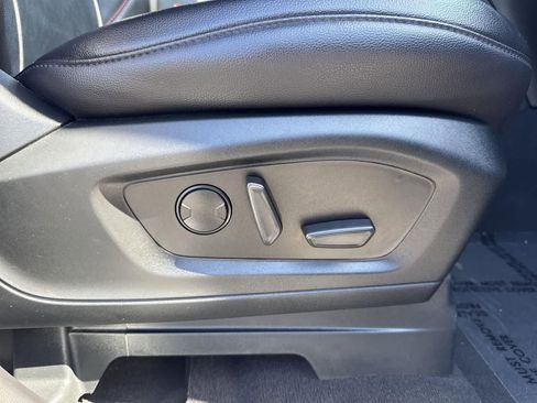 Used 2024 Ford Explorer ST-Line w/ Class IV Trailer Tow Package image 41