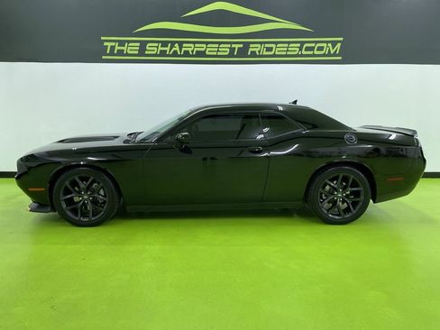 Used 2022 Dodge Challenger R/T w/ Blacktop Package image 6