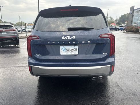 New 2025 Kia Telluride S image 5