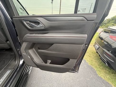 Used 2023 Chevrolet Suburban RST w/ Sport Performance Package AWD/4WD image 20