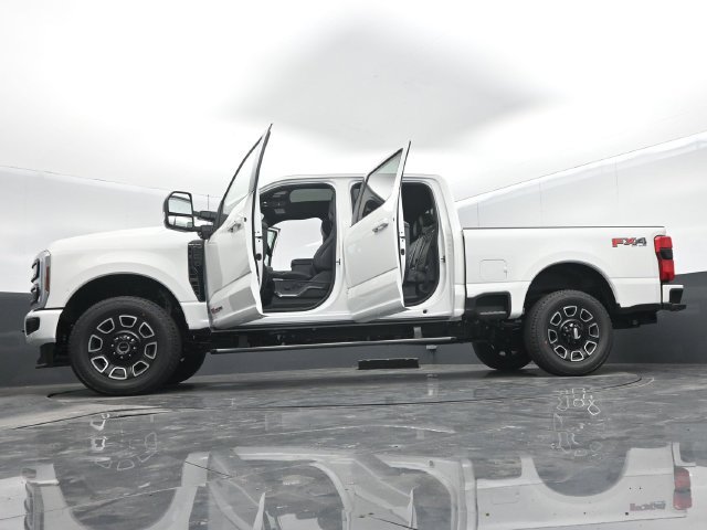 Certified 2025 Ford F250 Platinum AWD/4WD image 73