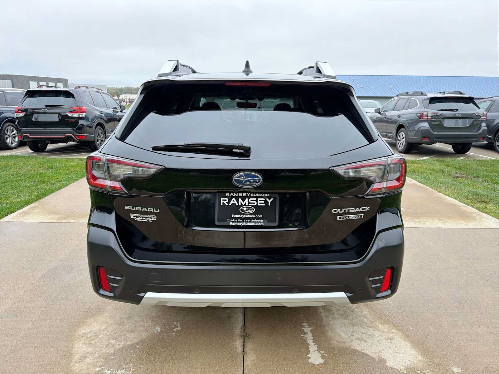 Certified 2022 Subaru Outback Onyx Edition AWD/4WD image 5