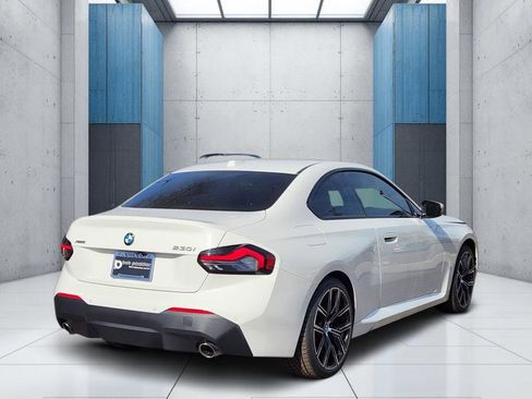 Used 2024 BMW 230i xDrive Coupe w/ Convenience Package image 24