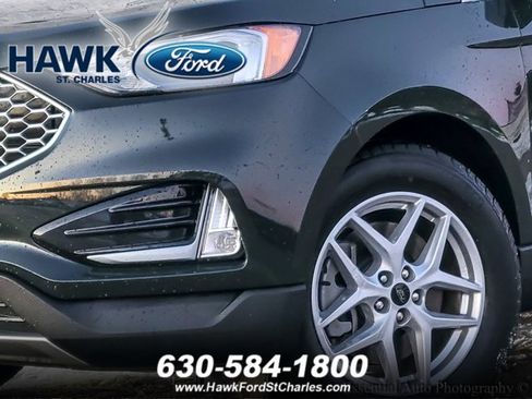Certified 2024 Ford Edge SEL w/ Convenience Package image 3