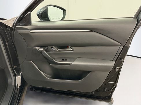 Used 2025 MAZDA CX-50 AWD 2.5 S w/ Premium Package image 35