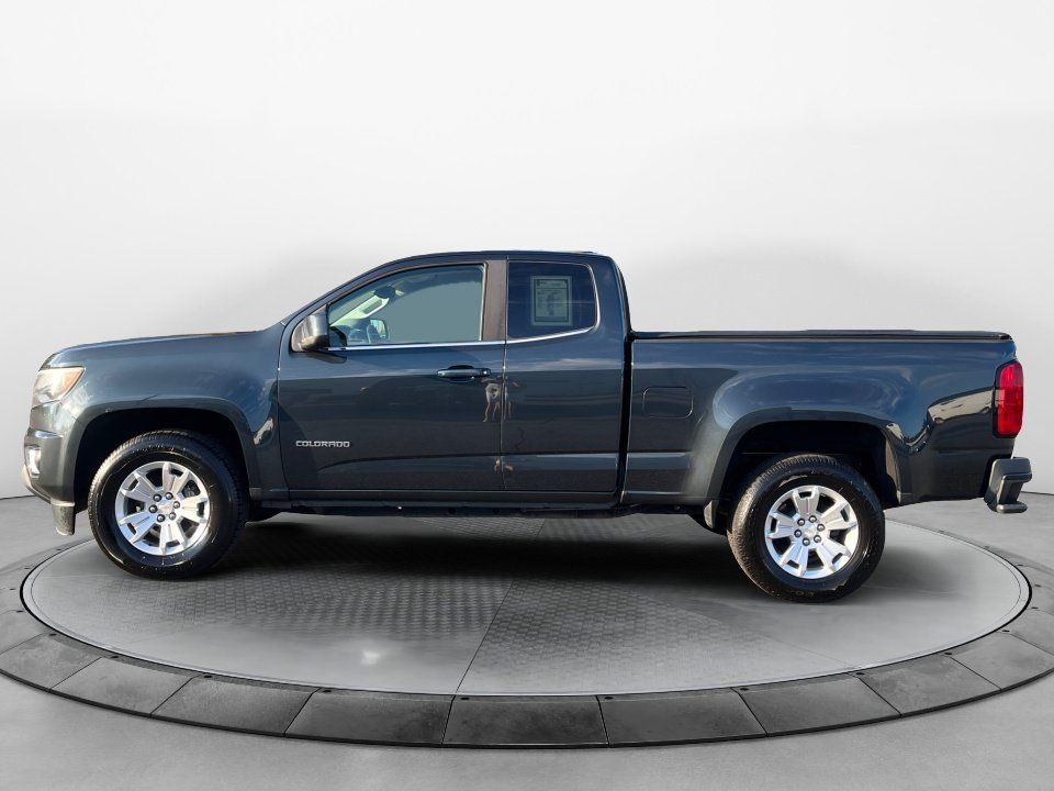 Used 2018 Chevrolet Colorado LT w/ LT Convenience Package RWD image 4