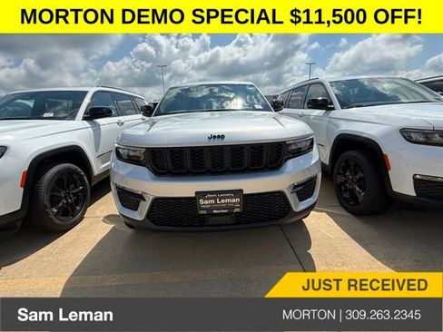 New 2025 Jeep Grand Cherokee Limited w/ Black Appearance Package image 2