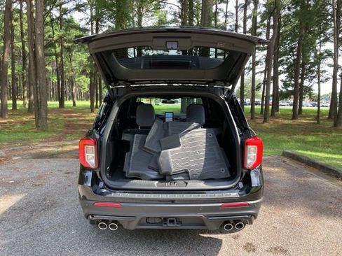 Used 2024 Ford Explorer ST w/ Equipment Group 401A image 18