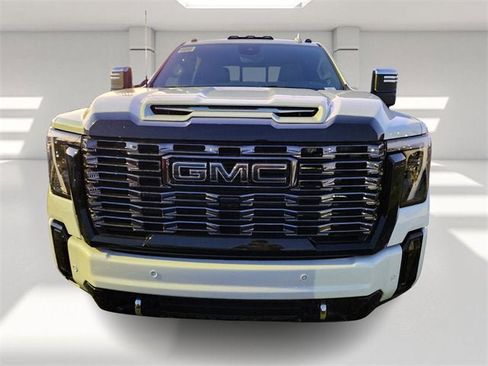 New 2026 GMC Sierra 2500 Denali Ultimate image 2