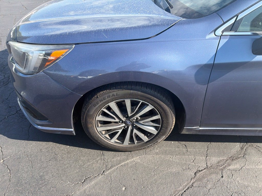 Used 2018 Subaru Legacy 2.5i AWD/4WD image 9