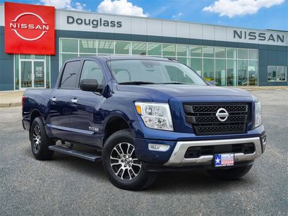Used 2021 Nissan Titan SV w/ SV Convenience Package