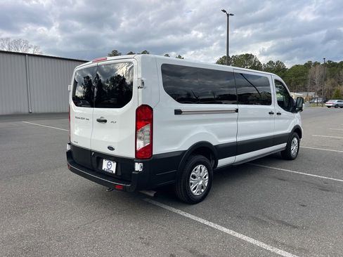 Used 2023 Ford Transit 350 XLT RWD image 5