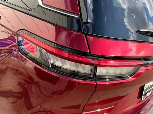 Used 2023 Jeep Grand Cherokee Laredo w/ Luxury Tech Group I image 28