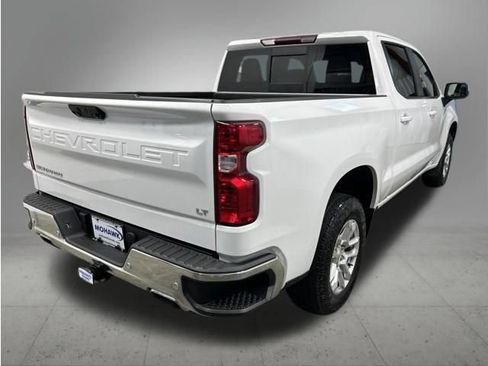 Used 2023 Chevrolet Silverado 1500 LT w/ Z71 Off-Road Package AWD/4WD image 5