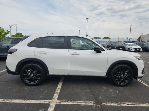 Certified 2025 Honda HR-V Sport image 7