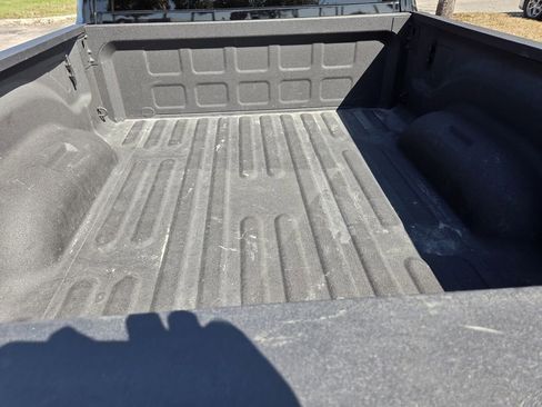 Used 2024 RAM 2500 Big Horn w/ Bed Utility Group image 30