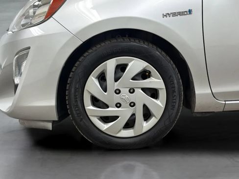 Used 2015 Toyota Prius C Two FWD image 27