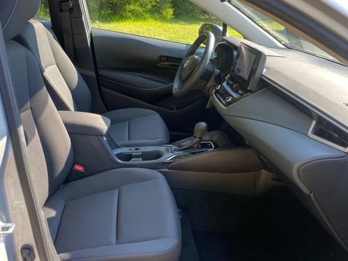 Used 2024 Toyota Corolla LE FWD image 34
