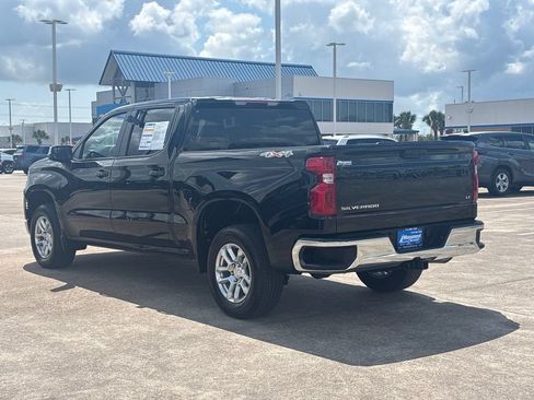 Used 2023 Chevrolet Silverado 1500 LT AWD/4WD image 15