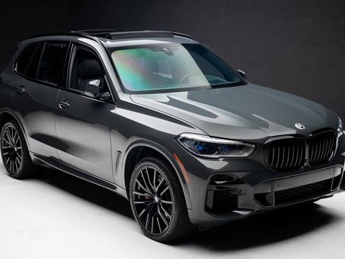 Used 2023 BMW X5 M50i w/ Executive Package AWD/4WD image 41