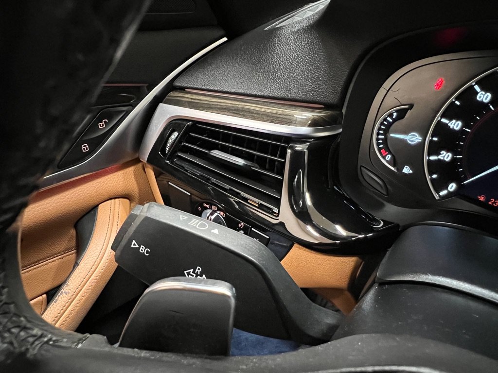 Used 2019 BMW 540i xDrive w/ Premium Package AWD/4WD image 21