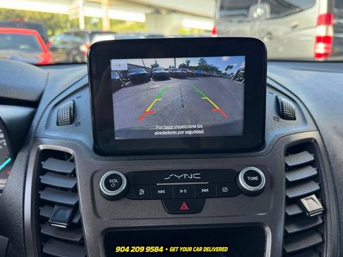 Used 2022 Ford Transit Connect XLT FWD image 20
