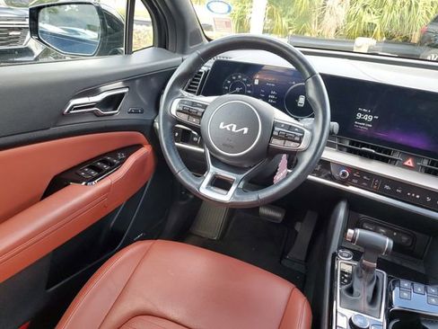 Certified 2024 Kia Sportage SX image 9