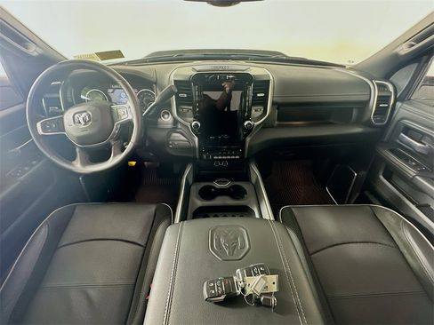 Used 2024 RAM 3500 Laramie w/ Sport Appearance Package image 10