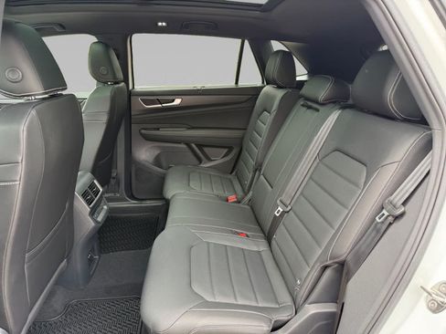 New 2026 Volkswagen Atlas Cross Sport SEL R-Line AWD/4WD image 22