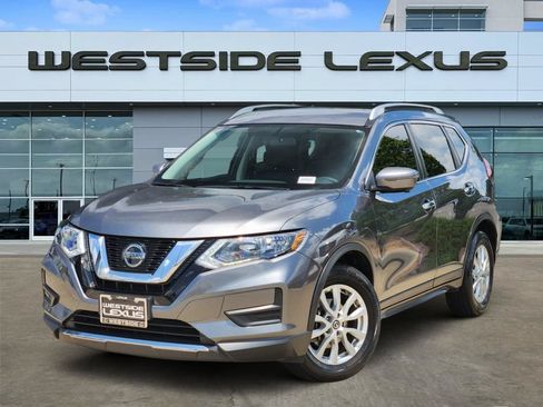Used 2018 Nissan Rogue SV w/ Premium Package FWD image 1