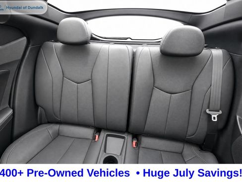 Used 2016 Hyundai Veloster Turbo FWD image 16