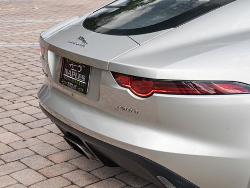 Used 2020 Jaguar F-TYPE Coupe image 13