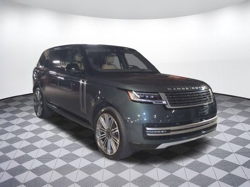 New 2026 Land Rover Range Rover Long Wheelbase SE AWD/4WD image 7