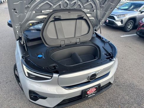 Used 2023 Volvo C40 P8 Recharge Ultimate w/ Protection Package Premier image 42