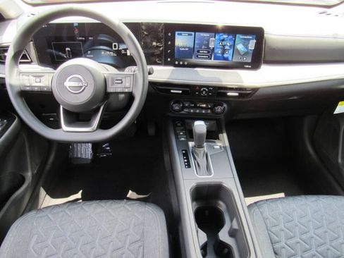 New 2026 Nissan Kicks SV w/ Cold Weather Package FWD image 14