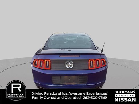 Used 2013 Ford Mustang Premium w/ Electronics Pkg RWD image 5