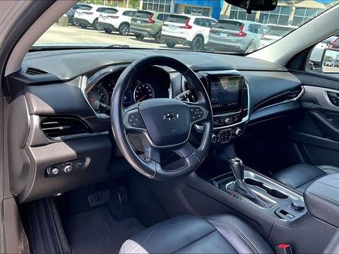 Used 2020 Chevrolet Traverse LT AWD/4WD image 14
