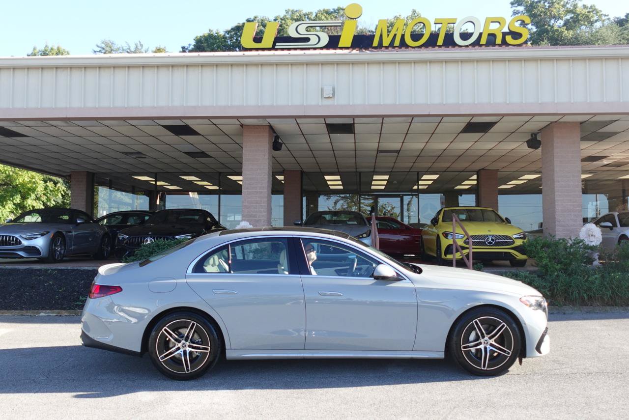 Used 2024 Mercedes-Benz E 350 4MATIC Sedan image 24