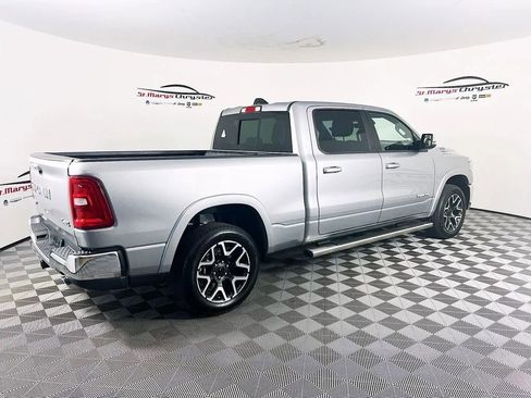 Used 2025 RAM 1500 Laramie AWD/4WD image 8