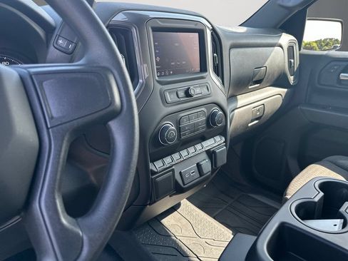 Used 2025 Chevrolet Silverado 1500 Custom Trail Boss w/ LPO, Dark Essentials Package AWD/4WD image 14
