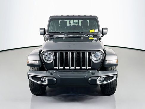 Used 2021 Jeep Gladiator Overland w/ Popular Equipment Package AWD/4WD image 2