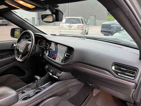 Used 2023 Dodge Durango R/T w/ Tow 'N Go Package AWD/4WD image 11