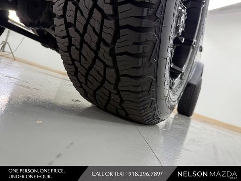 Used 2017 Jeep Wrangler Unlimited Sport w/ Quick Order Package 24S AWD/4WD image 10