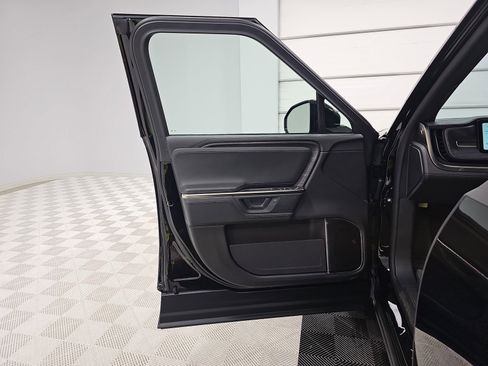 Used 2025 Rivian R1T Adventure image 16