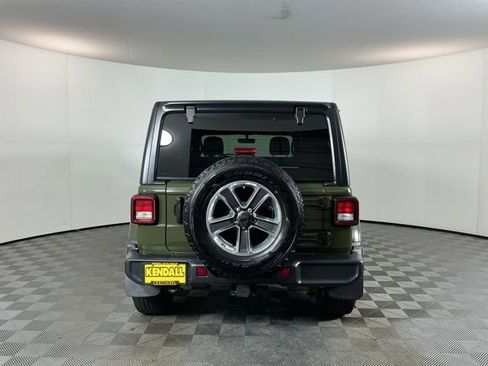 Used 2021 Jeep Wrangler Unlimited Sahara w/ Uconnect 4C Nav & Sound Group AWD/4WD image 6