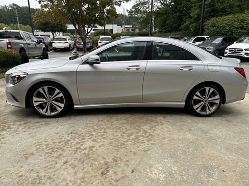 Used 2019 Mercedes-Benz CLA 250 image 12
